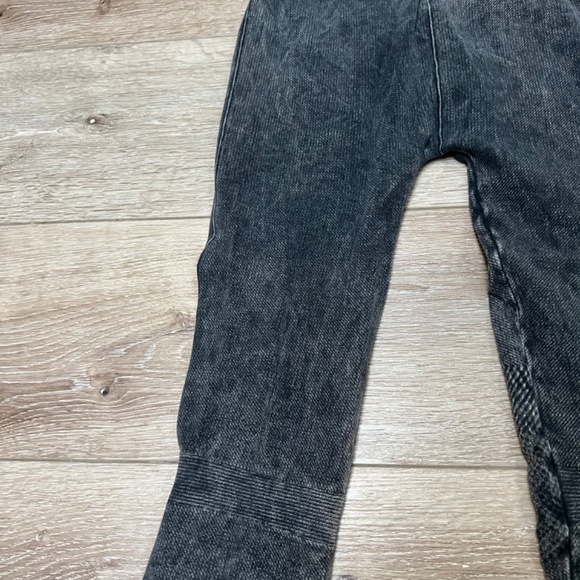 Niki Biki distressed leggings - Picture 4 of 4